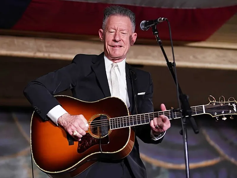 Lyle Lovett